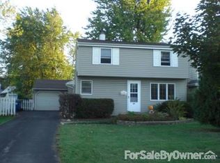 81 Spruce Rd, Amherst, NY 14226