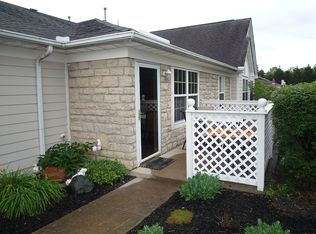 185 Groveport Rd #11C, Canal Winchester, OH 43110