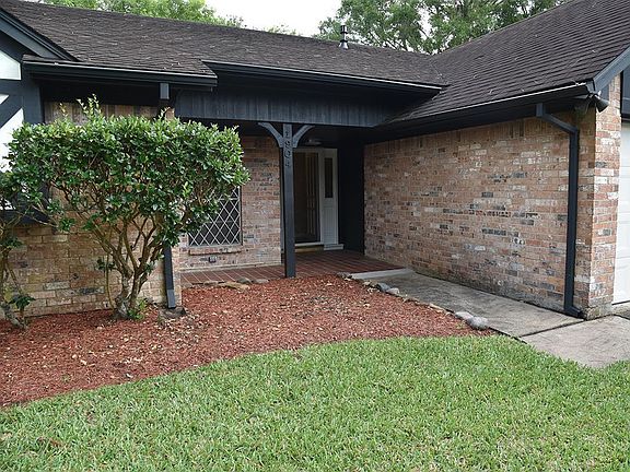 2nd image of 1904 Winding Creek Dr