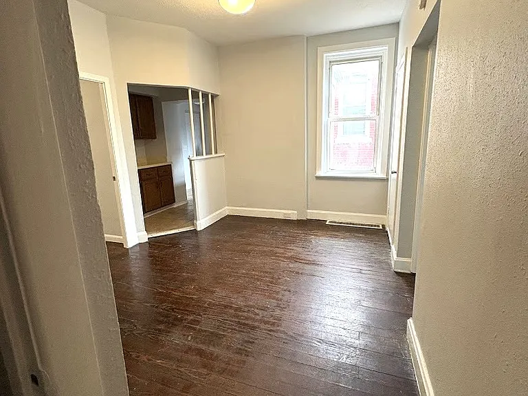 3637 Alberta St — Photo 18