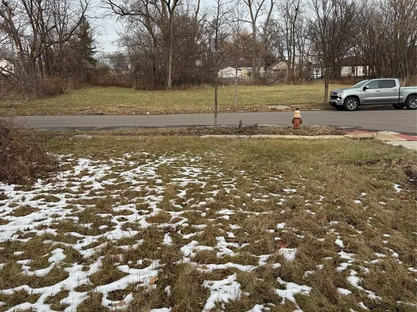 8601 Chalfonte St, Detroit, MI 48238