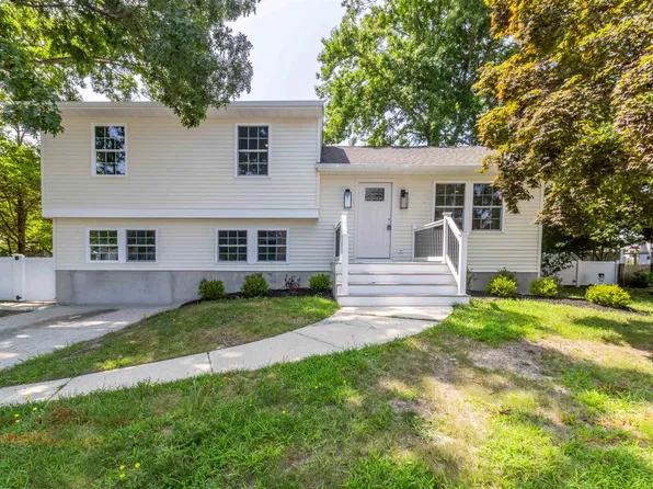 100 Roseann Ave N, Cape May, NJ 08204