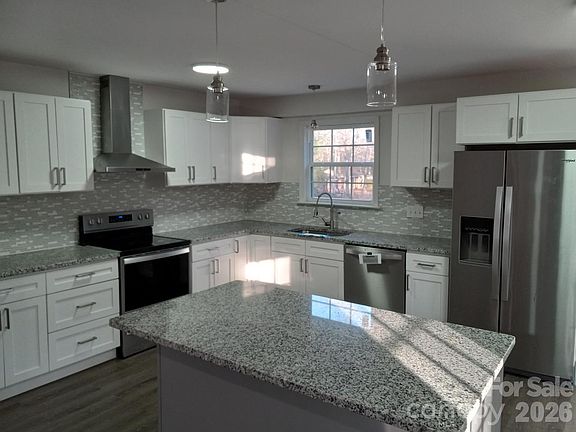 5th image of 1110 Cherry Mountain Rd