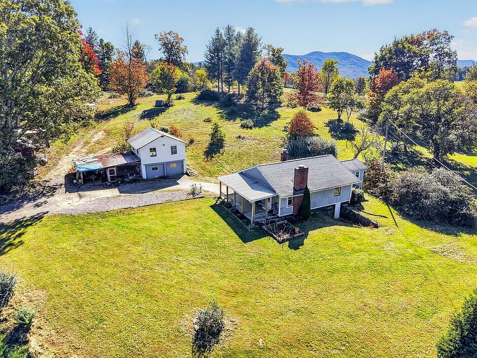 1st image of 38 Wagon Wheel Rd