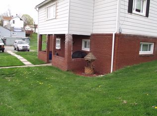 301 Wendel Rd, Irwin, PA 15642