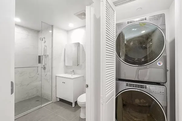 Rented by Bond New York | media 6