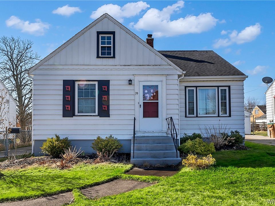 1st image of 39 Park Edge Dr