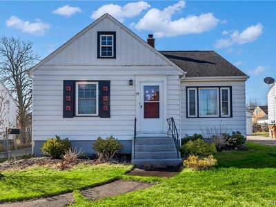 39 Park Edge Dr, Cheektowaga, NY, 14225