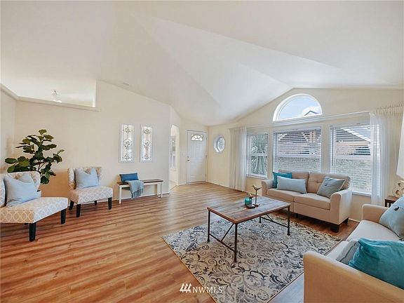 5th image of 5243 Bald Eagle Ln SW