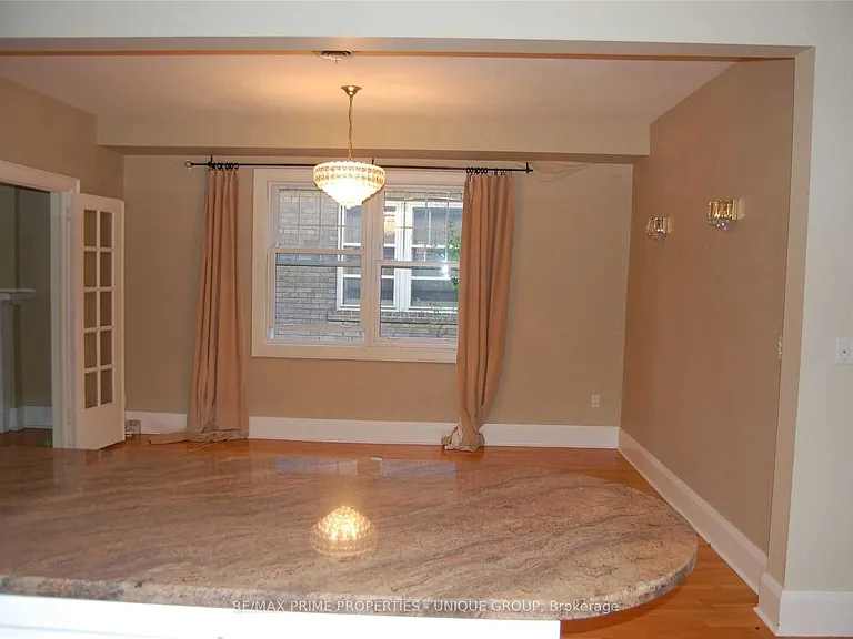 39 Whitehall Rd #UPPER — Photo 6