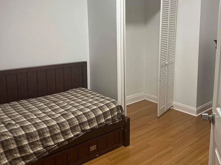 2448 Lakeview Ave #2 — Photo 12