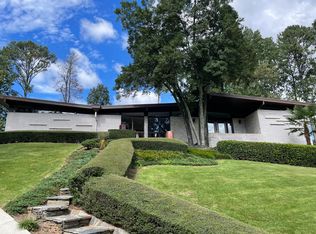 360 Elden Dr, Sandy Springs, GA 30342