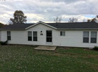 93 Autumn Ln, Bedford, IN 47421