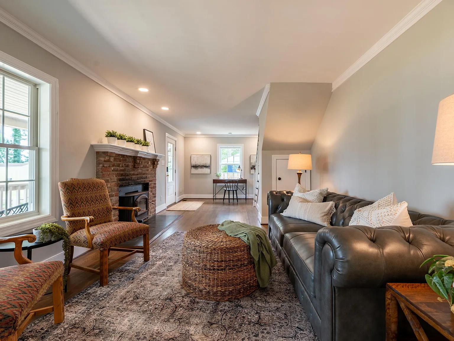3 bed, 1704 sqft, $3,375 — Photo 3