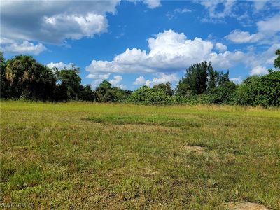 2441 Diplomat Pkwy W, Cape Coral, FL, 33993