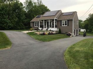 160 Cusick Ln, Somerset, MA 02726