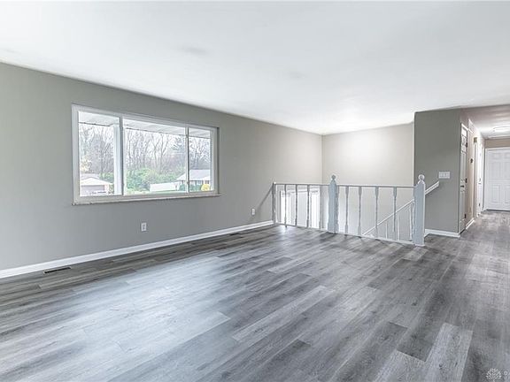 3rd image of 110 Marsha Jeanne Way