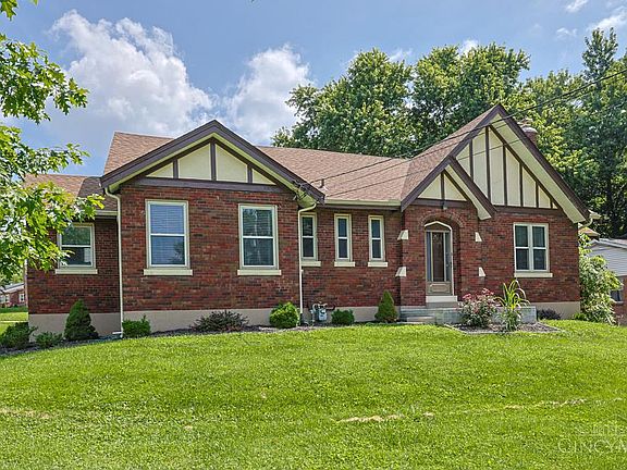 3rd image of 3247 Autumn Ln