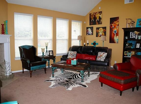 3rd image of 6025 Portridge Dr