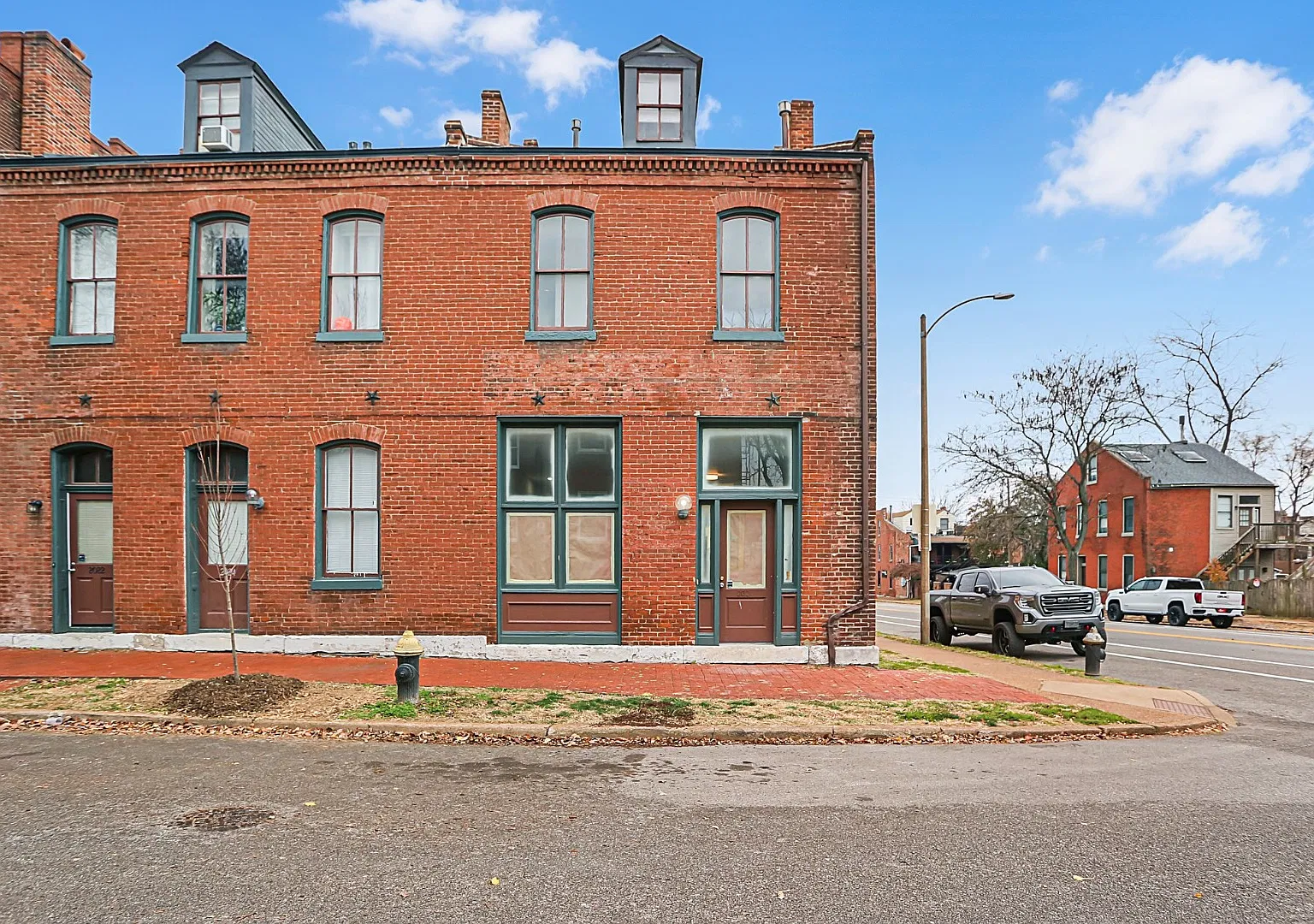 2022 South 11th Street - 2022-A — Photo 3