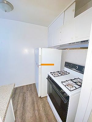 1st image of 1720 E 13th St #3