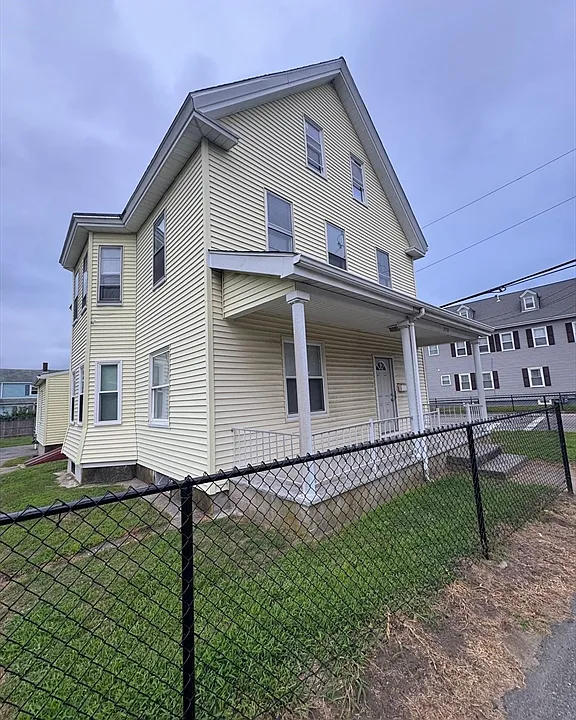 276 Washington St #2