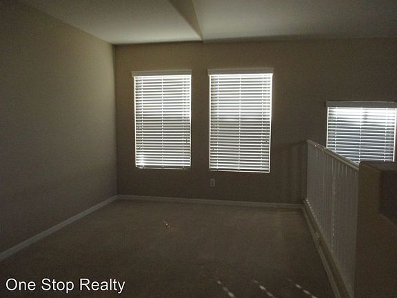 4th image of 4662 Ashington St