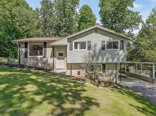 2376 Lakeland Dr, Cookeville, TN 38506