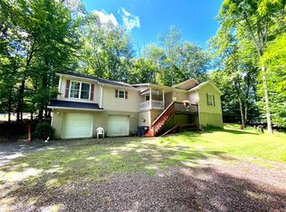 29 Westerly Rise, Hawley, PA 18428