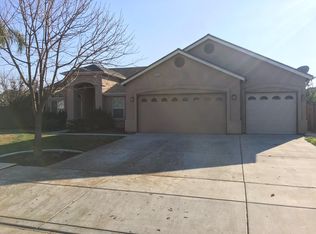 1519 Hawthorn St, Lemoore, CA 93245