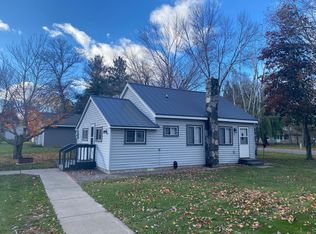 202 E Rutherford St, Ogilvie, MN 56358