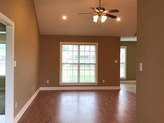 2nd image of 2758 Timbercreek Trl