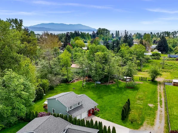 3984 Probert Place, Bellingham, WA 98225