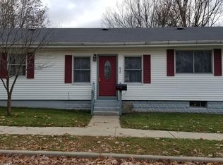 616 Bagley St, Ionia, MI