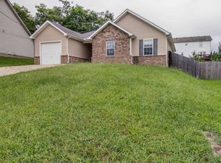 1204 Elisha Ct, La Vergne, TN 37086