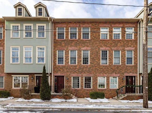 117 Jacobs Landing Way, Danville, PA 17821