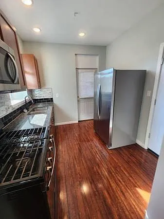 885 Glenwood Ave #3 — Photo 9