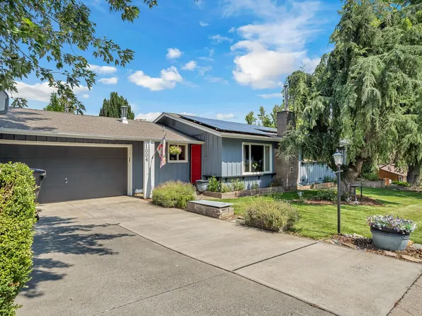 1004 Northridge Dr, Yreka, CA 96097