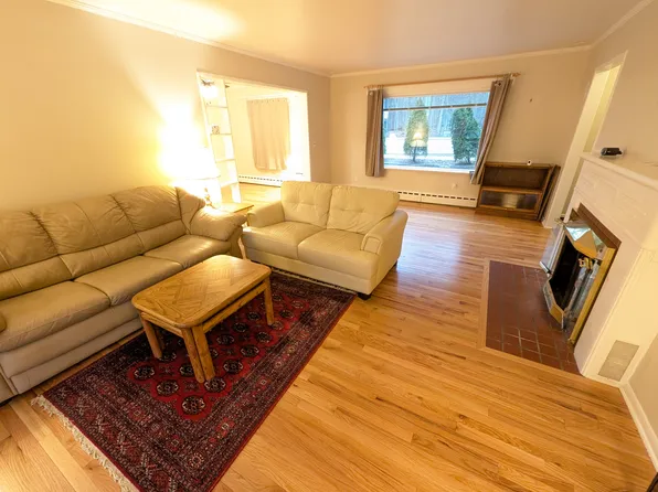 910 W Stadium Blvd, Ann Arbor, MI