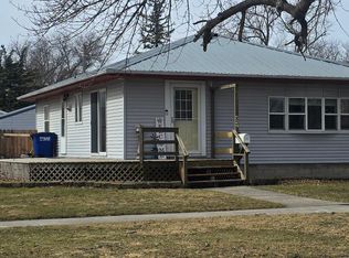 524 1st Ave SE, Wells, MN 56097