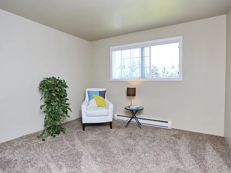 Heather Ridge Apartments — Photo 69