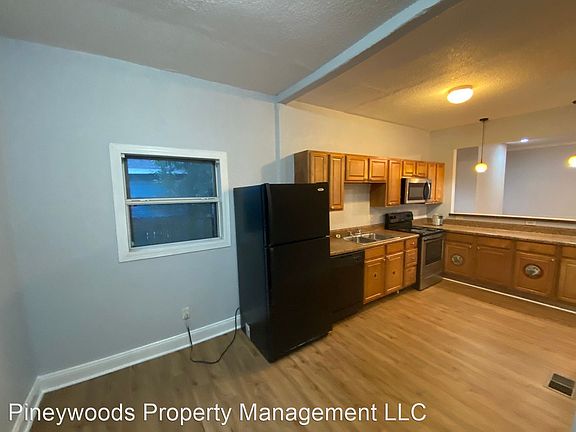 4th image of 511 E Hugh St