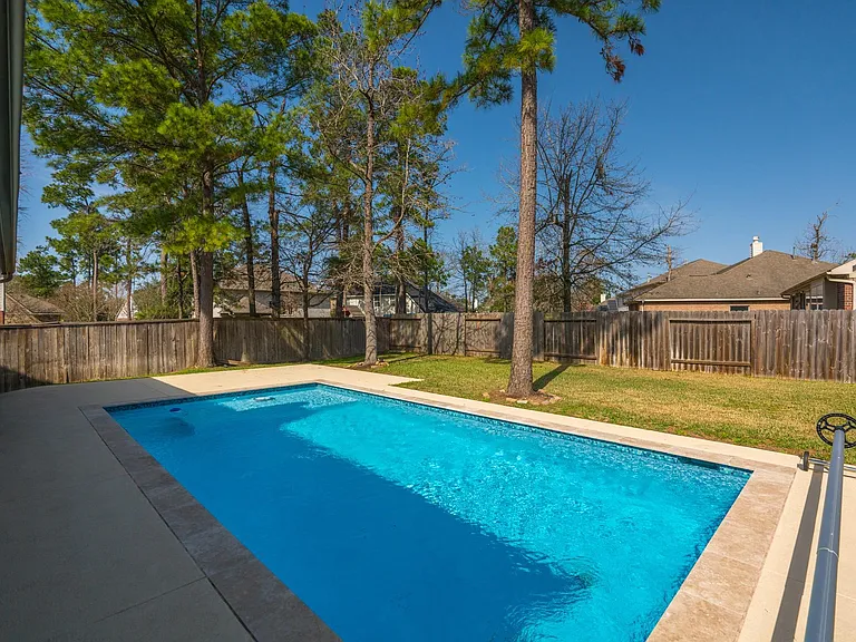 135 S Rocky Point Cir — Photo 39