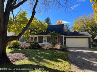 1121 Hanover St, Owosso, MI 48867