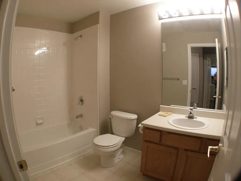 3847 Riviera Grv #201 — Photo 9