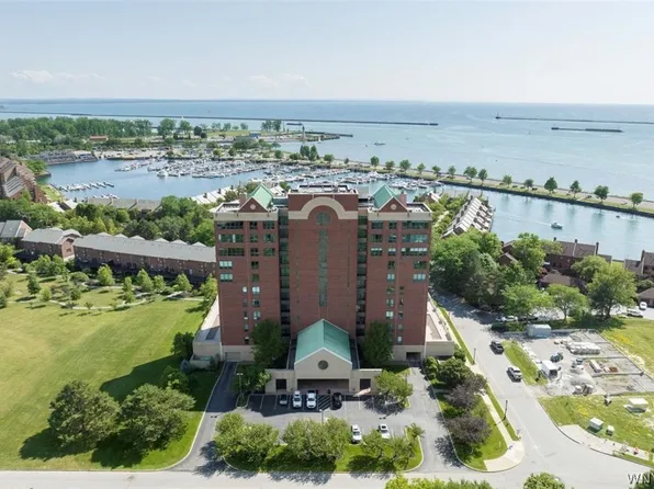 1101 Admirals Walk, Buffalo, NY 14228