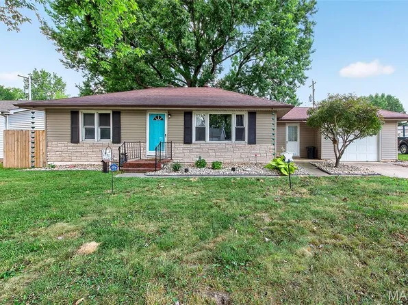 313 W Lincoln Ave, Caseyville, IL 62232