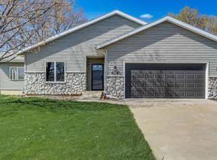 5910 Juniper Rdg, Mc Farland, WI 53558