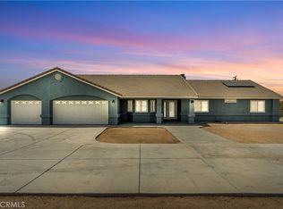 15598 Apple Valley Rd, Apple Valley, CA 92307