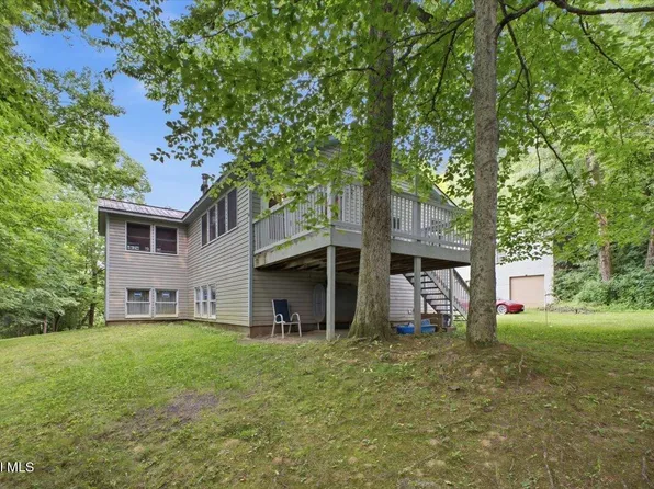 28 Campney Lane, Fort Ann, NY 12827